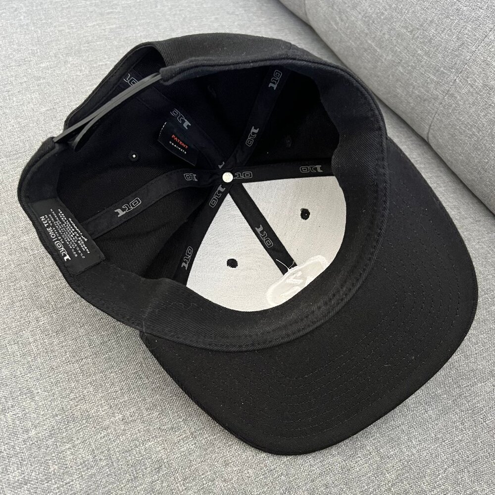 (2for$10) YUPOONG Flexfit Black Adjustable Snapback Cap - Picture 4 of 5